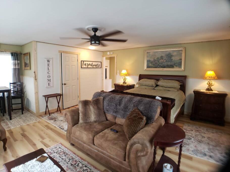 Welcome To Osborne Creek! Harpursville Exterior photo